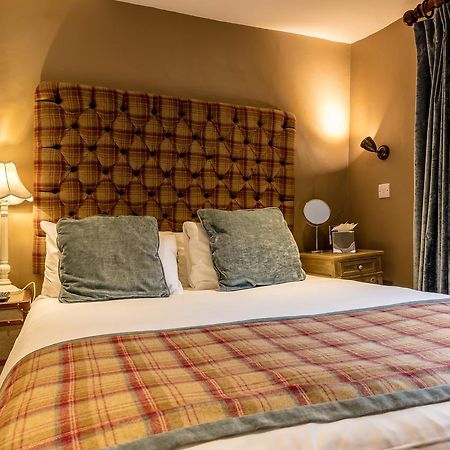 Stuart House Boutique Bedrooms 스토우온더올드 외부 사진