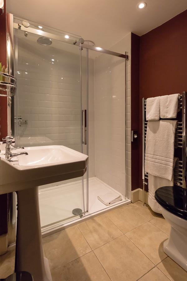 Stuart House Boutique Bedrooms 스토우온더올드 외부 사진